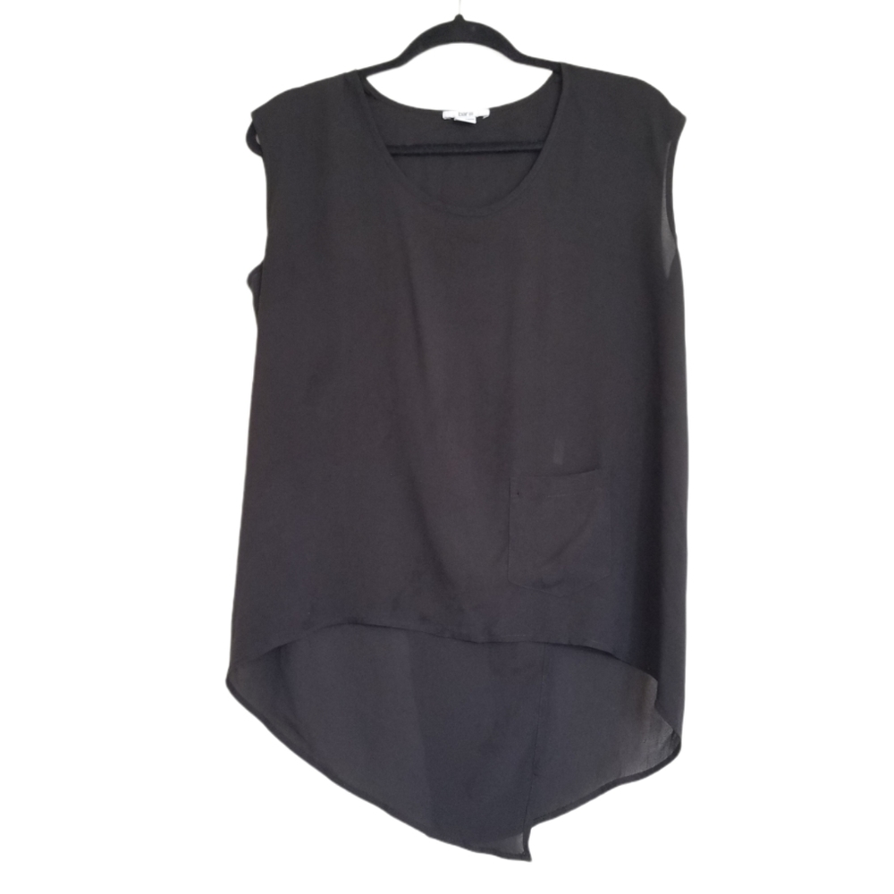 Bar III Criss-crossed Open Back Top Size L